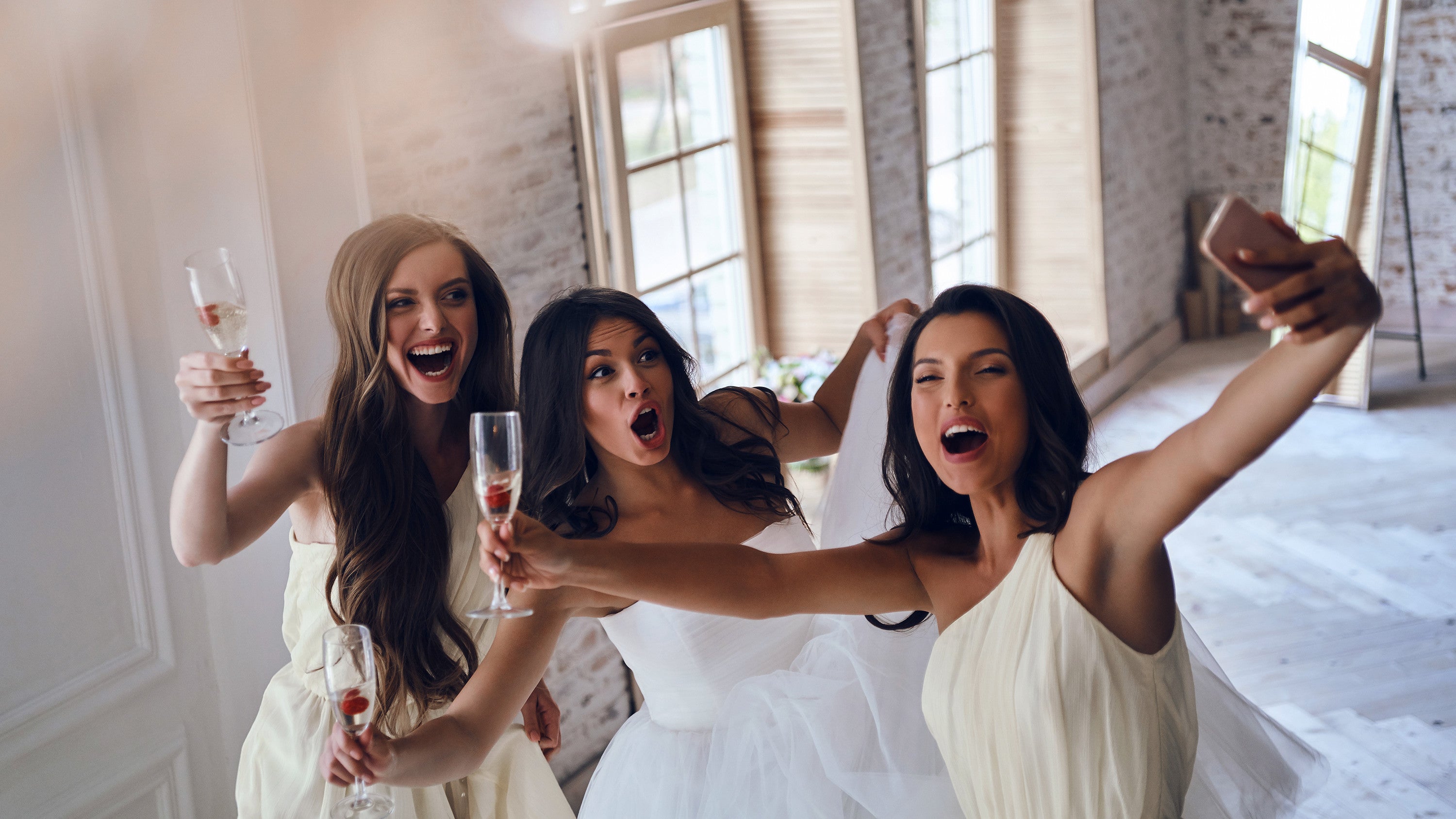Boozy Bridesmaids: Unique Bridesmaid Gift Ideas for Wedding Parties that Drink